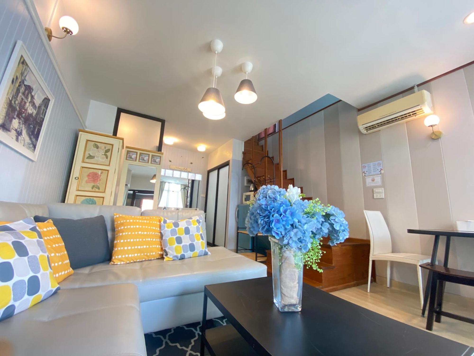 La Riva Boutique Hotel Kamphaeng Phet Ngoại thất bức ảnh