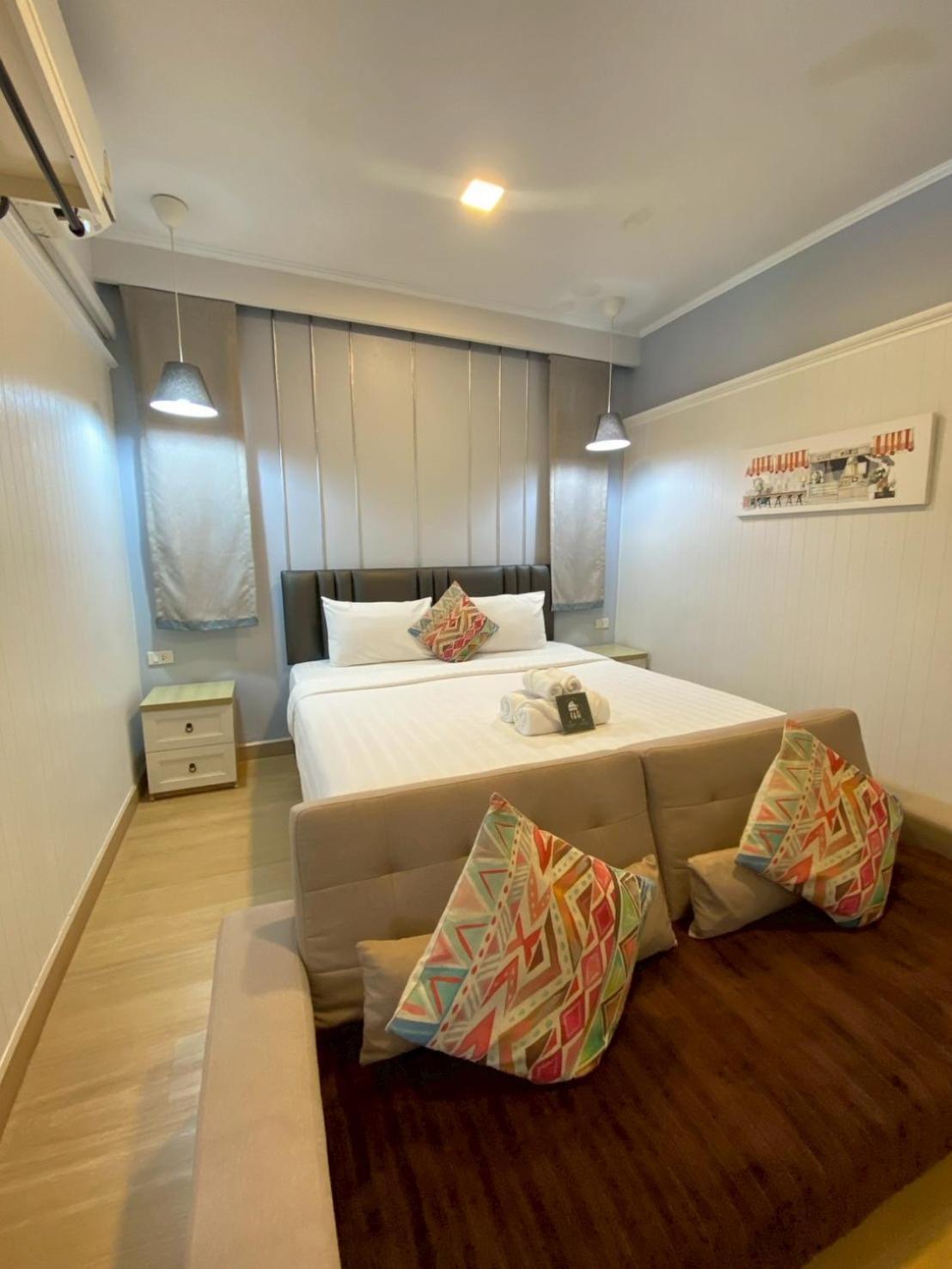 La Riva Boutique Hotel Kamphaeng Phet Ngoại thất bức ảnh