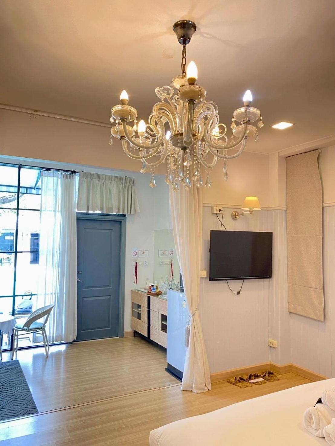 La Riva Boutique Hotel Kamphaeng Phet Ngoại thất bức ảnh