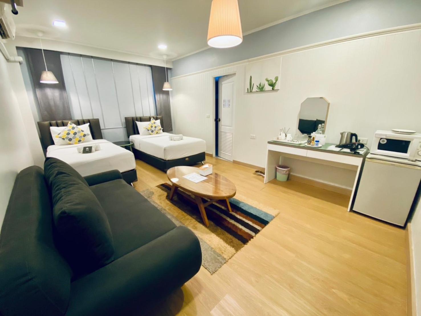 La Riva Boutique Hotel Kamphaeng Phet Ngoại thất bức ảnh