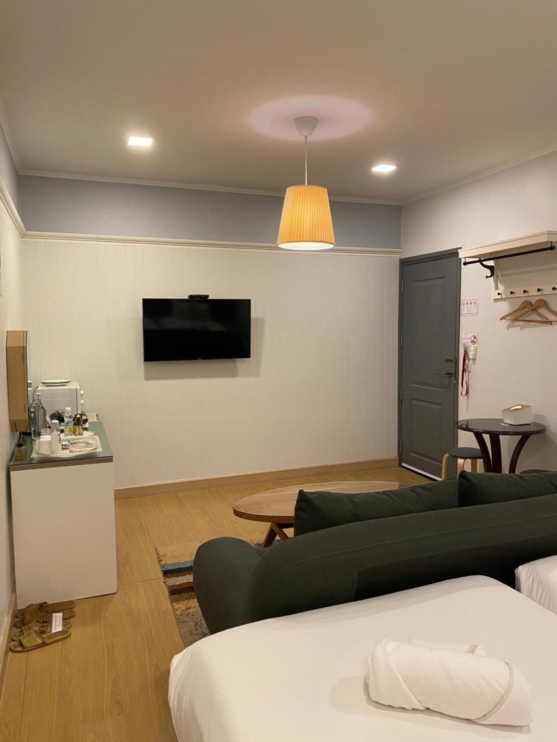La Riva Boutique Hotel Kamphaeng Phet Ngoại thất bức ảnh