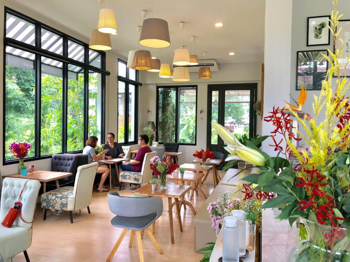 La Riva Boutique Hotel Kamphaeng Phet Ngoại thất bức ảnh